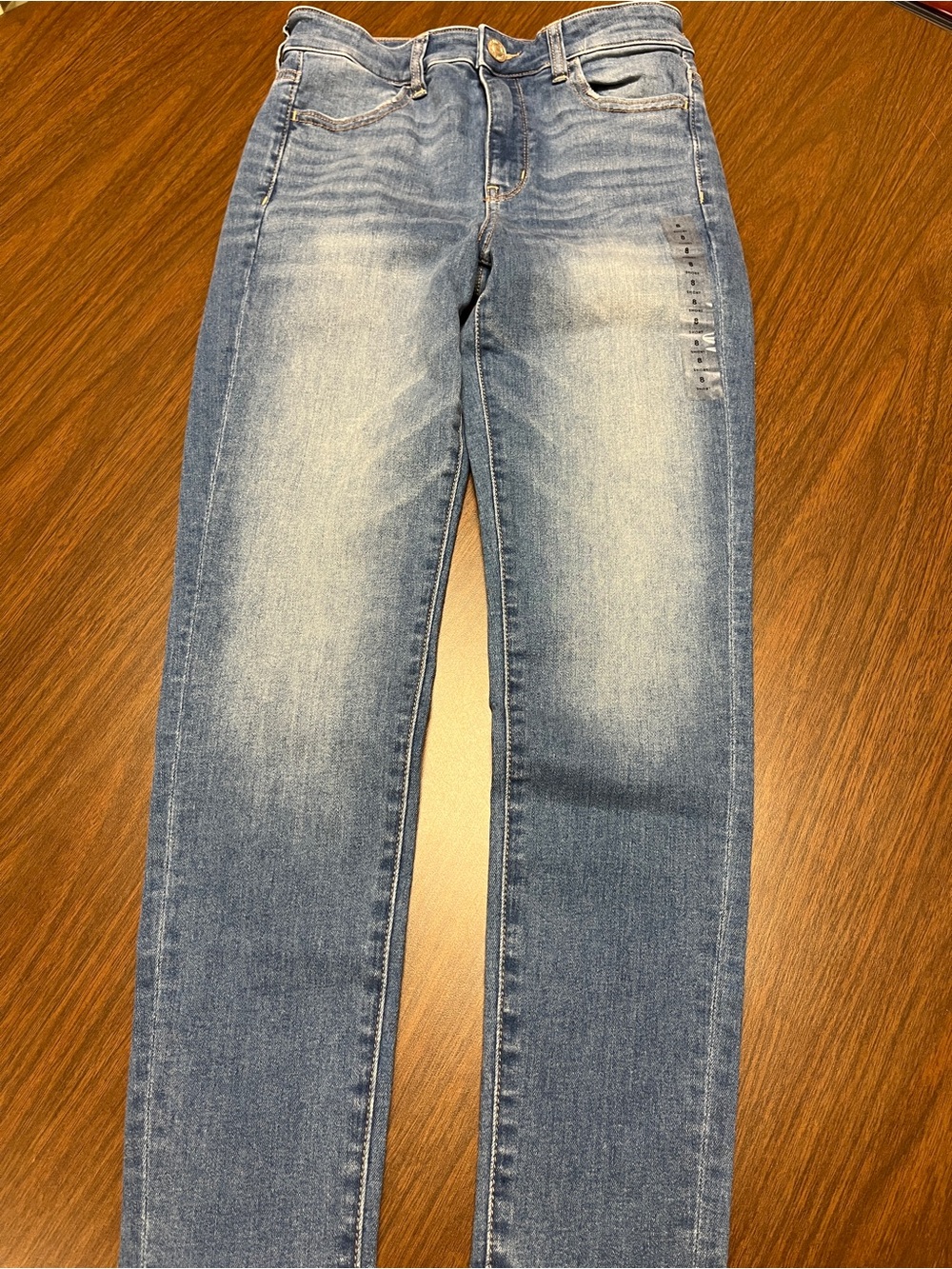 American Eagle Short‎ High Rise Jegging, size 8(29), new with tags
